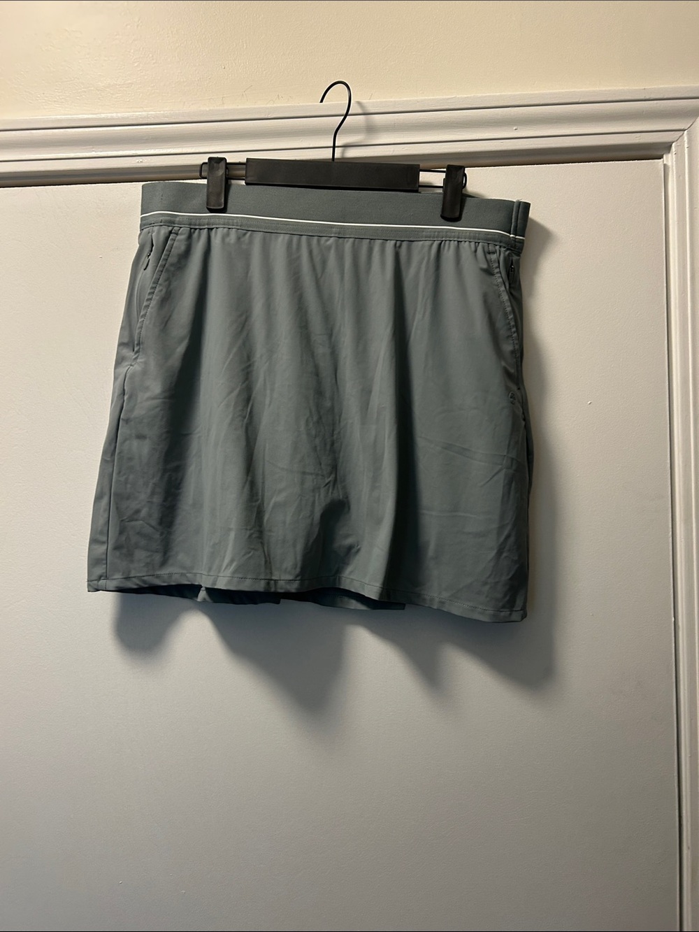 Soybu-Athletic Skort in Sage Green-Medium
